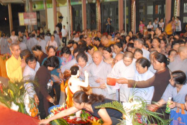 Hải Dương: Tổ đình Đống Cao tổ chức Phật đản