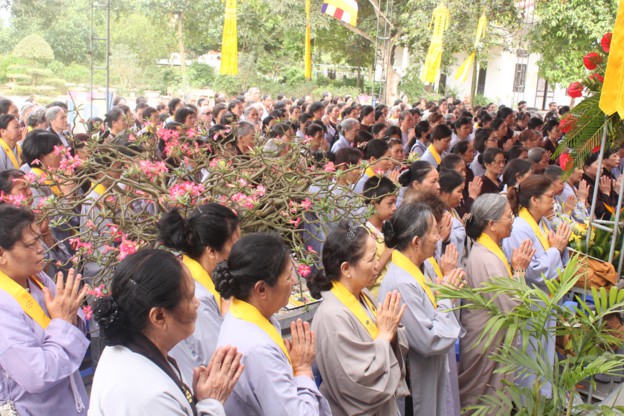 HN: Đại lễ Phật đản chùa Vạn Phúc