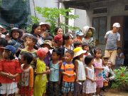 Ninh Thuận: Phát 700 phần quà cho các cháu dân tộc RagLay