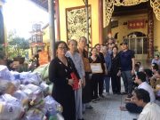 Tiền Giang: Hội từ thiện Phật Quang Sơn trao quà cho người mù tại Cai Lậy