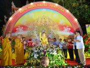 Hải Phòng: Lung linh Đêm hoa đăng kính mừng Phật đản PL. 2563 huyện Kiến Thụy