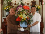 Thái Bình: Lãnh đạo tỉnh thăm, tặng quà nhân Đại lễ Phật đản Vesak