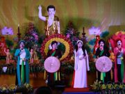 Hà Nội: Phật giáo quận Long Biên tổ chức đêm văn nghệ kính mừng Phật đản PL.2563