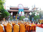 Khánh Hòa: Trang nghiêm Đại lễ Phật đản tại chùa sắc tứ Long Sơn