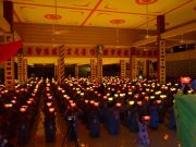 Hải Phòng: Xúc động đêm hoa đăng và rửa chân tri ân cha mẹ tại KTMH “Bồ Đề Tâm” lần thứ IX chùa Vẽ