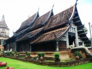 Một ngày ở Chiang Mai, lạc vào xứ sở của những chùa tháp tuyệt đẹp
