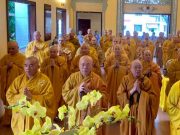 Chư tôn đức Tăng Ni Quận 10 tập trung tụng giới