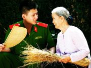 Cùng về thăm mẹ Vu Lan