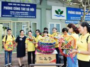 Câu lạc bộ TTNPT Quán Sứ: Phát quà Tết trung thu tại Bệnh viện Nhi Trung ương
