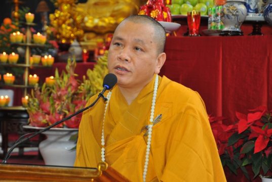 Hà Nội: Ngày thứ tư của Pháp hội Dược Sư tại chùa Bằng (Linh Tiên Tự)