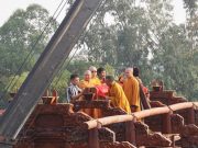 Hà Nội: Lễ Đặt Nóc Tam bảo, phạt mộc xây dựng nhà mẫu, tạc tượng Phật Ngọc chùa Minh Ngộ – Gia lâm – Tp. Hà Nội.