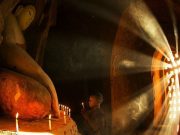 Du hành trong dòng chảy thời gian bất tận