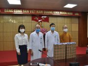 Quảng Ninh: Chùa Tiêu Dao trao tặng 5.000 khẩu trang cho người dân và 3 bệnh viện