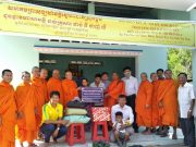 Trà vinh: Hội Đoàn kết Sư sãi Yêu nước huyện Trà Cú trao tặng nhà Đại đoàn kết