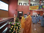 Bắc Ninh: Chùa Diên Quang Thành Kính Lễ Tắm Phật