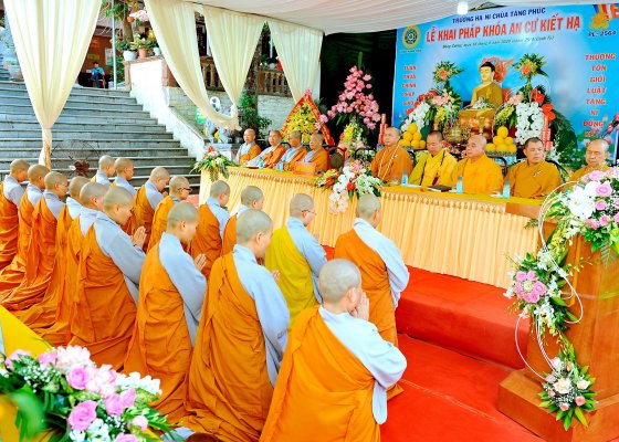 tp-thanh-hoa-ha-truong-tang-phuc-trang-nghiem-to-chuc-le-khai-phap-mua-an-cu-kiet-ha-pl-2564-3