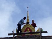 Trà vinh: Lễ đặt đỉnh tháp Chánh điện chùa Ba So Cũ
