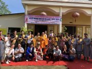 TP HCM : Chùa Nghệ sĩ tặng quà cho bà con nghèo tại chùa Thiên Nguyên