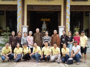 Phật tử chùa Bằng (Hà Nội) chia sẻ khó khăn với người dân Quảng Trị