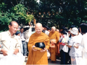 Kính lễ bậc Thầy tài đức khiêm nhu