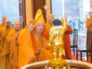 TP.HCM: Trang nghiêm lễ tắm Phật tại Việt Nam Quốc Tự PL.2565