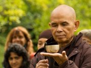 Giây phút tuyệt vời – Thiền sư Thích Nhất Hạnh