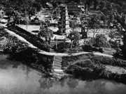 Khung ảnh vượt thời gian: Chùa Thiện Mụ (Huế)