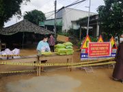 Trà Vinh: Chùa Long Khánh tặng 47 phần quà cho các hộ dân khu phong toả cách ly y tế và các hộ nghèo gặp khó khăn do dịch bệnh covid 19.
