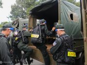 Hơn 300 cảnh sát cơ động kiểm soát 12 chốt cửa ngõ TP HCM