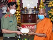 Trà Vinh: Công an tỉnh thăm, chúc mừng Hòa thượng Thạch Sok Xane