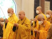 Trung ương Giáo hội Phật giáo Việt Nam viếng tang lễ thiền sư Thích Nhất Hạnh
