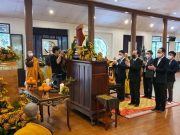 Phó Chủ tịch Uỷ ban Trung ương MTTQ Việt Nam viếng Thiền sư Thích Nhất Hạnh