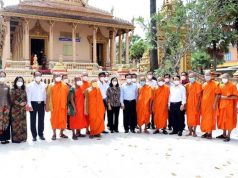 Phó Thủ tướng Phạm Bình Minh chúc Tết đồng bào Khmer tại Sóc Trăng