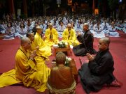 Hà Nội: Nhiều hoạt động ý nghĩa trong ngày tu thứ năm của khóa tu tuổi trẻ tại chùa Bằng