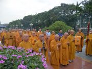 Hải Phòng: Ban Nghi lễ TƯ dâng hương tưởng niệm các anh hùng liệt sỹ và thăm lãnh đạo chính quyền thành phố