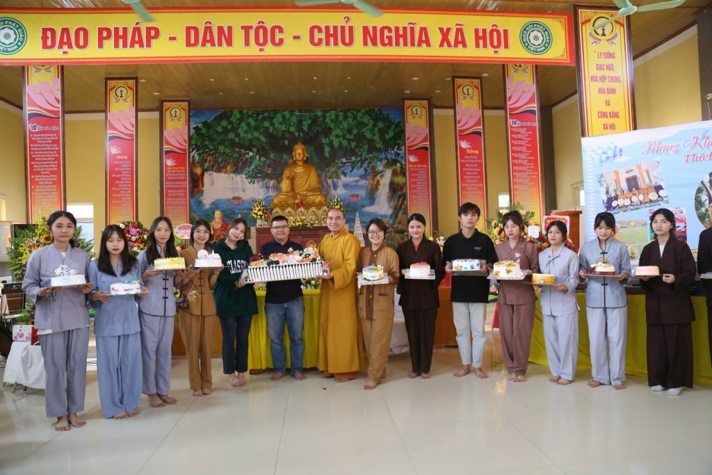Nghệ An: Kỷ niệm 6 năm ngày thành lập CLB TNPT chùa Chí Linh và đón tiếp học sinh trải nghiệm tại Chùa