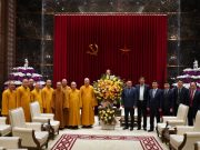 Chư tôn giáo phẩm HĐTS GHPGVN chúc Tết Thành ủy Hà Nội