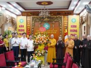 Hà Nội: Phái đoàn Viện Trần Nhân Tông và UBND tỉnh Vĩnh Phúc chúc mừng Phật đản TƯ GHGVN