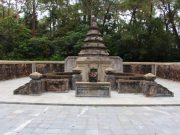 Ngôi tháp cổ của thiền sư Liễu Quán ở xứ Huế