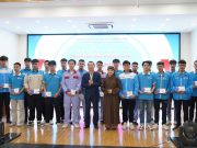 Ni sư Thích Nữ Chúc Hiếu chia sẻ Phật pháp tại trường Cao đẳng cơ điện Hà Nội