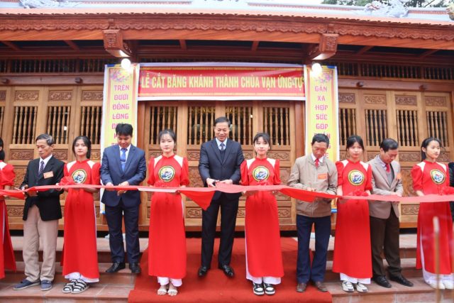 e744f666-18fa-4dcb-9b3d-2b6c4870780a