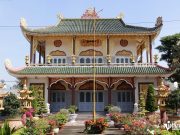 Truyền thuyết ly kỳ ở ngôi chùa cổ có mái xanh nổi bật TPHCM