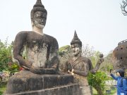 Khám phá gần 300 bức tượng bên trong vườn tượng Phật tại Lào