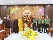 Long An: Ban Trị sự GHPGVN chúc mừng Công an tỉnh dịp Lễ 30/4