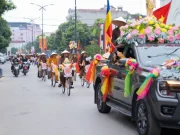 Thái Nguyên: Diễu hành 200 xe đạp hoa kính mừng Đại lễ Phật đản Vesak 2025