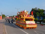 Hà Tĩnh: Trang nghiêm lễ rước Phật và diễu hành xe hoa của BTS GHPGVN tỉnh Hà Tĩnh