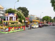 Hà Nội: Tăng Ni Phật tử huyện Sóc Sơn hân hoan diễu hành xe hoa kính mừng Phật đản