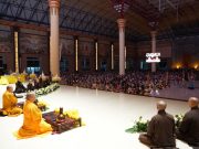 Tuổi trẻ tìm về Hiếu đạo trong Khóa tu “Bông Hồng cài áo” tại chùa Khai Nguyên Tuổi trẻ tìm về Hiếu đạo trong Khóa tu “Bông Hồng cài áo” tại chùa Khai Nguyên