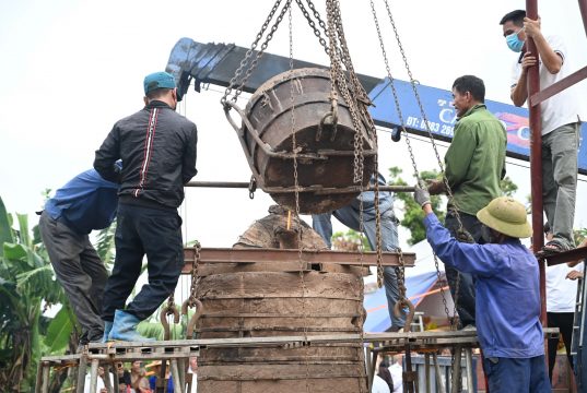 Hải Phòng: Lễ rót đồng đúc Đại Hồng Chung nặng 1 tấn tại chùa Kế Lam