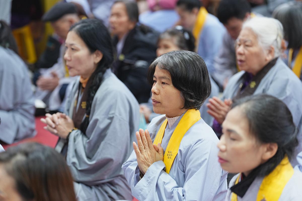 Hà Nội: Lễ kỷ niệm ngày Đức Phật Thành đạo và 28 năm hình thành Đạo tràng Pháp Hoa miền Bắc tại chùa Bằng插图9